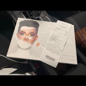 JAMES CHARLES UNLEASH YOUR INNER ARTIST PALETTE